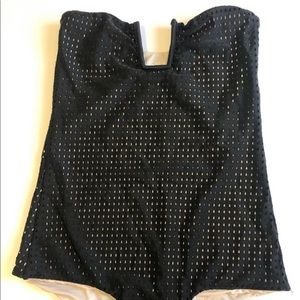 Acacia black one piece medium